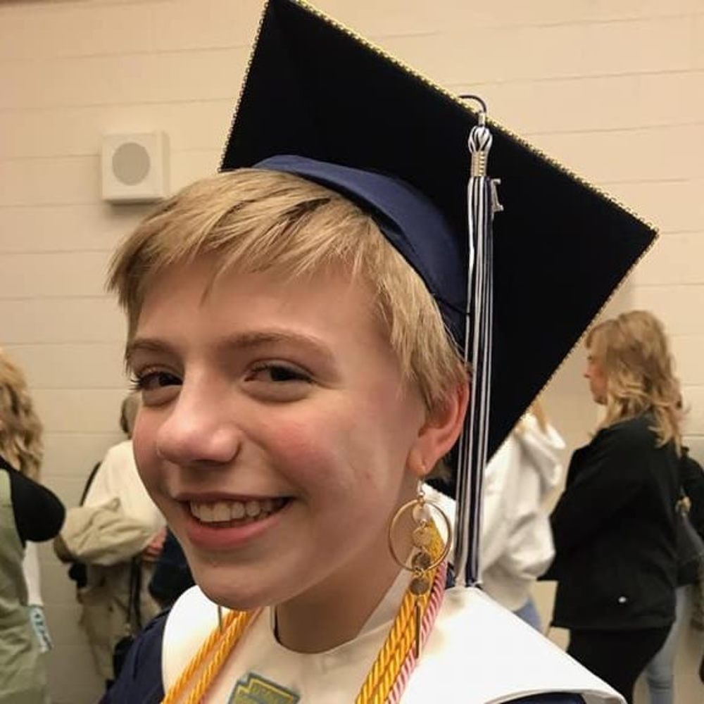 Meet your Posher, Andrea